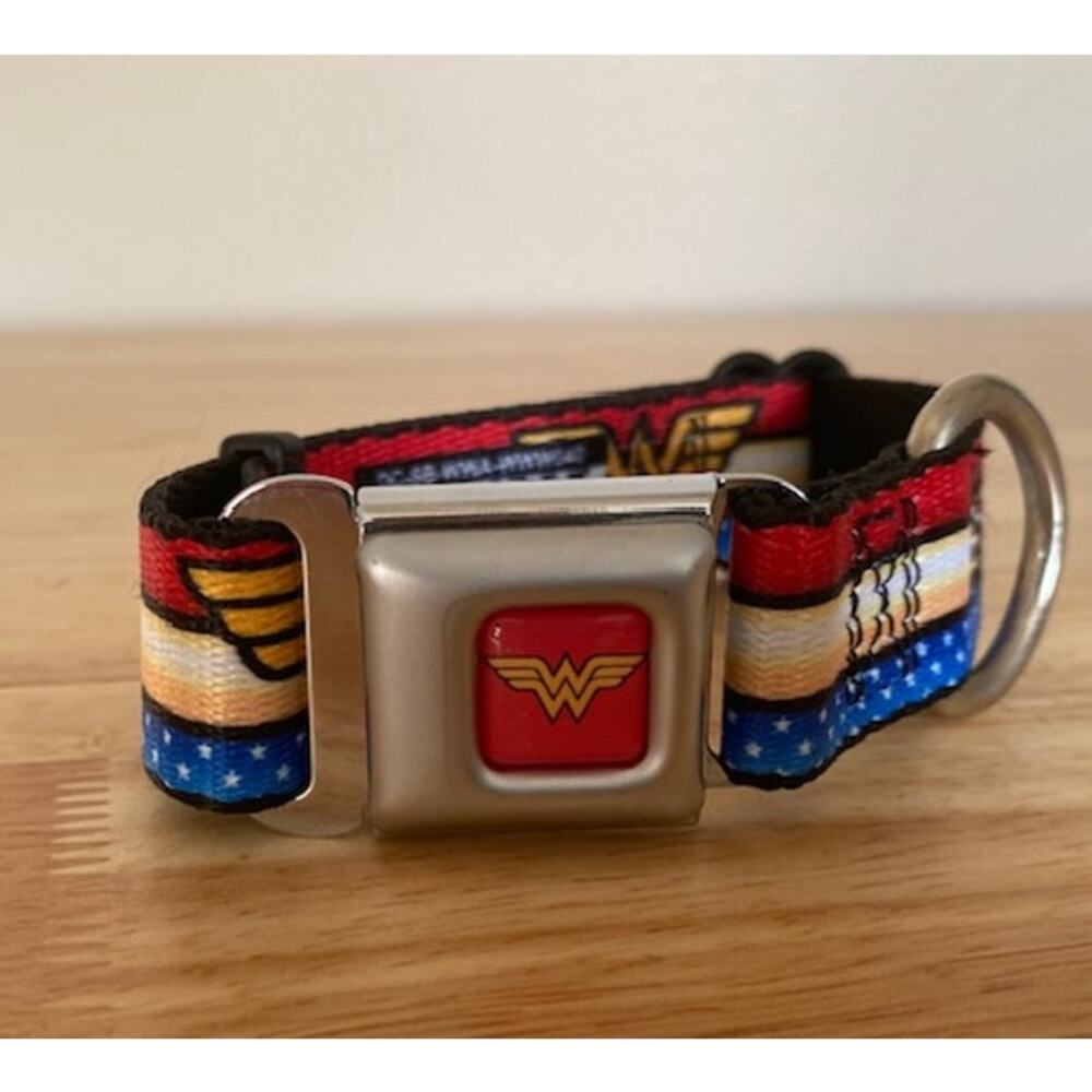 Buckle-Down Wonder Woman Logo Full Color Red Seatbelt Buckle Dog Collar - Small